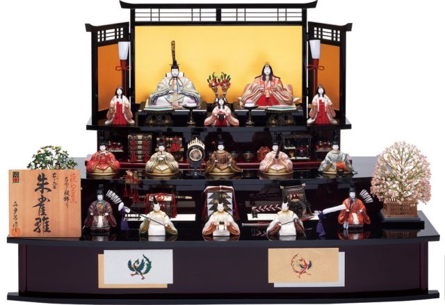 100万円超えの超高級雛人形